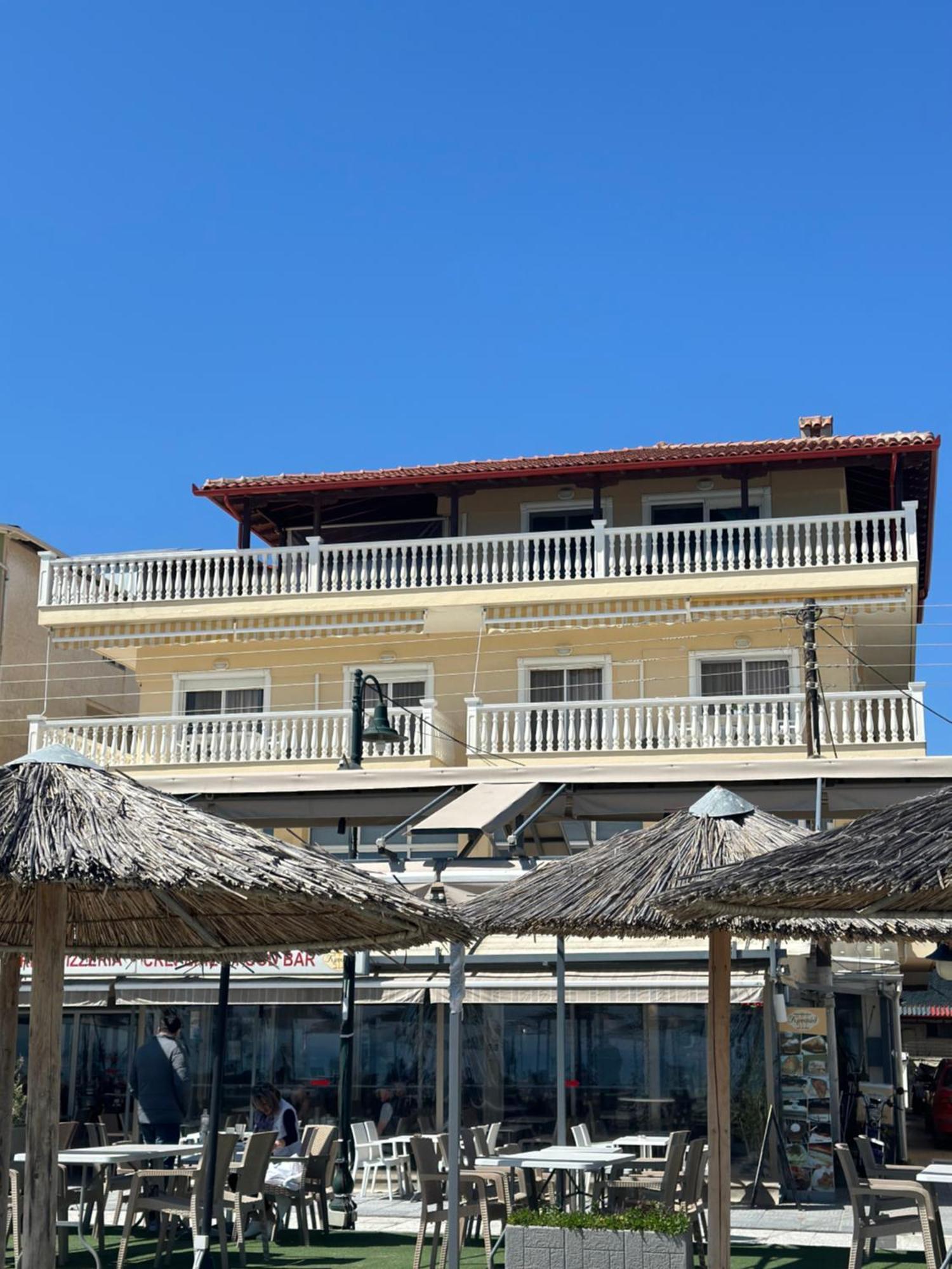 Olympic Beach Rooms Esterno foto